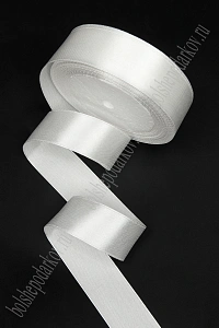 Лента атласная 2,5 см*25 ярд (SF-1357) молочный №042